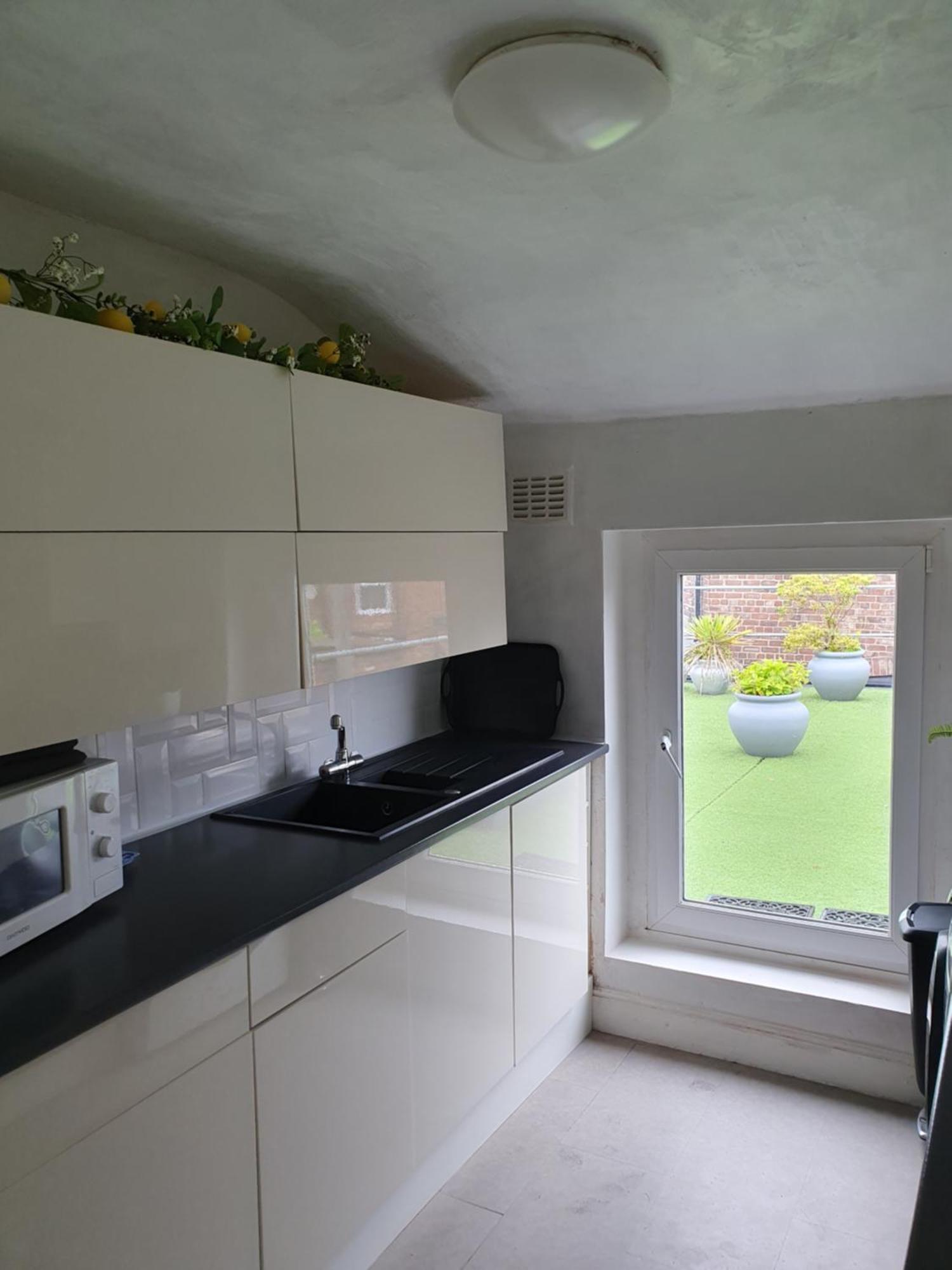 Planet 9 Appartement Warrington  Buitenkant foto